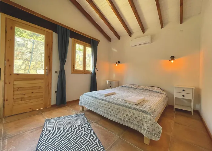 Karaincirevleri Emecik